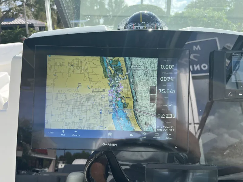 Slide: The Image of Cobia 280 Dual Console 2026 - 39