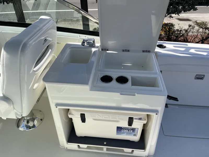 Slide: The Image of Cobia 280 Dual Console 2026 - 13