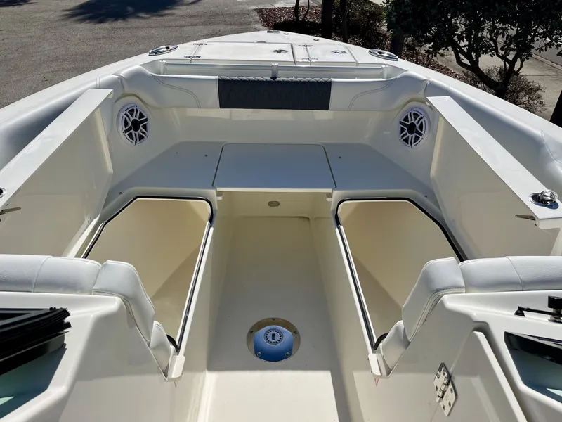 Slide: The Image of Cobia 280 Dual Console 2026 - 22