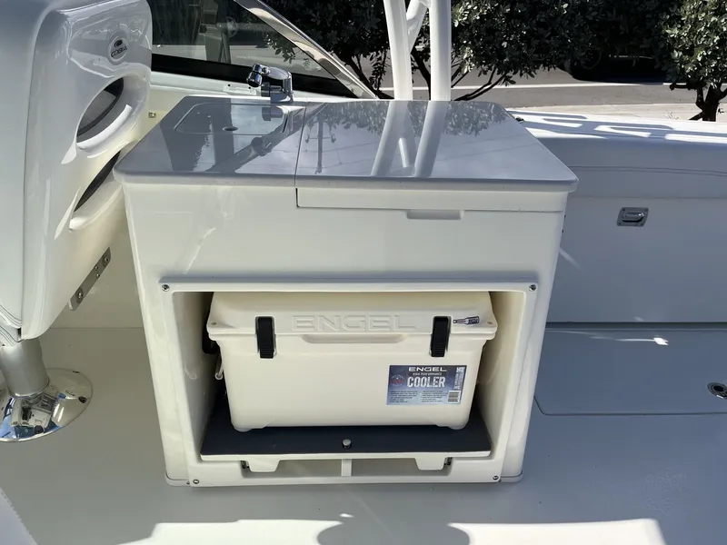 Slide: The Image of Cobia 280 Dual Console 2026 - 12