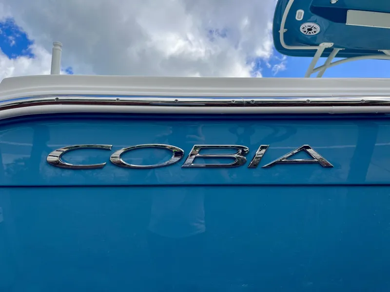 Slide: The Image of Cobia 280 Dual Console 2026 - 7