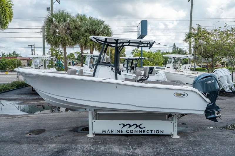 Slide: The Image of Sea Hunt Ultra 229 2026 - 5