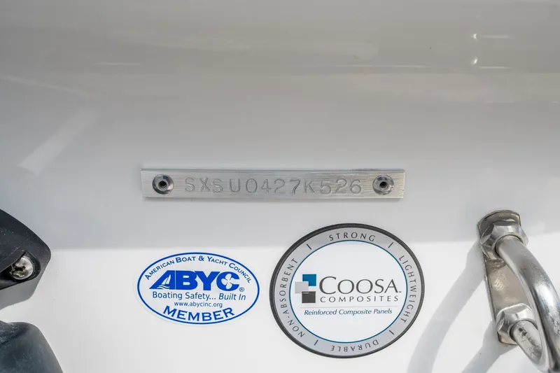 Slide: The Image of Sea Hunt Ultra 229 2026 - 25