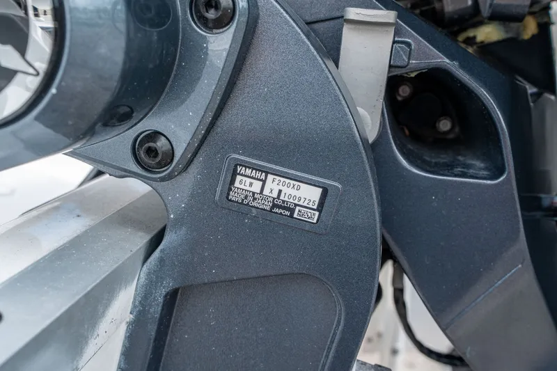 Slide: The Image of Sea Hunt Ultra 229 2026 - 24