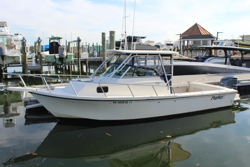 Slide: The Image of Parker Marine 2510 Modified Vee Walkaround 2004 - 12