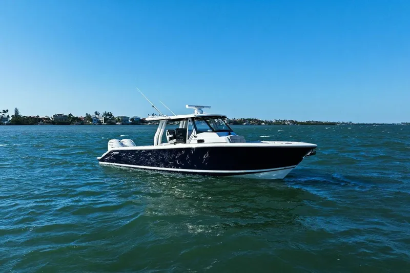 Slide: The Image of 2024 Pursuit S 358 Sport - Profile - 44