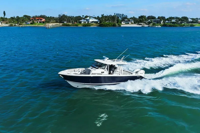 Slide: The Image of 2024 Pursuit S 358 Sport - Profile - 53