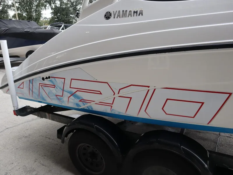 Slide: The Image of Yamaha AR210 2021 - 11