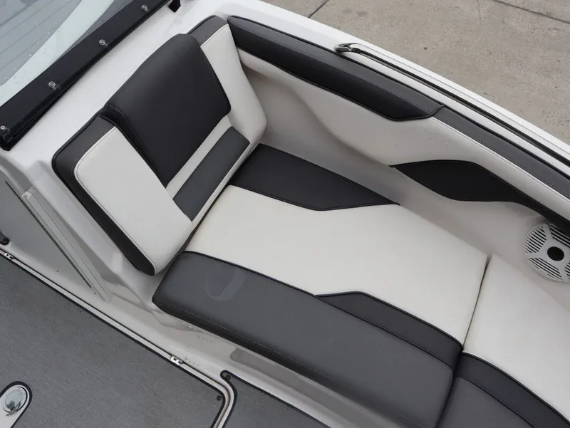 Slide: The Image of Yamaha AR210 2021 - 25