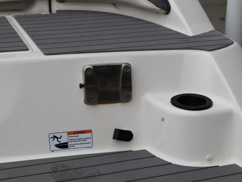 Slide: The Image of Yamaha AR210 2021 - 9