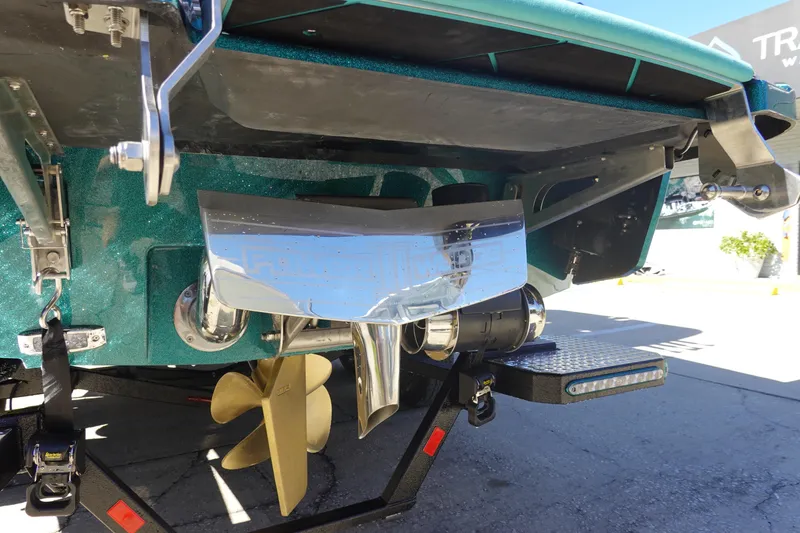 Slide: The Image of 2026 Malibu Wakesetter 23 LSV boat stern with propeller and exhaust system. - 6