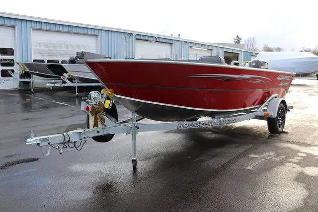 Slide: The Image of Alumaweld Adventurer 18 2026 - 8