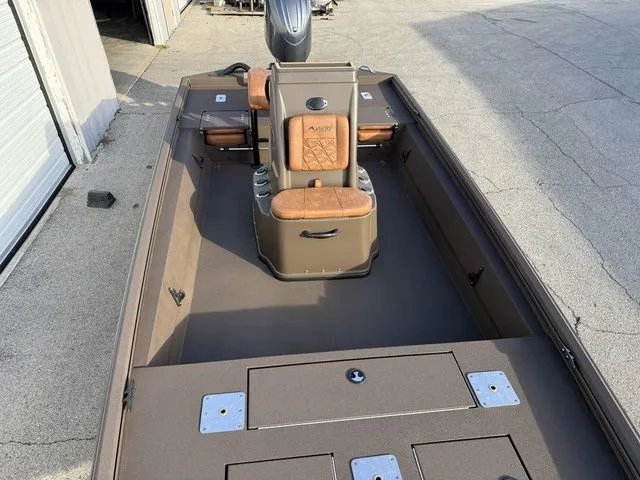 Slide: The Image of Avid 20 Rogue CC 2026 - 6