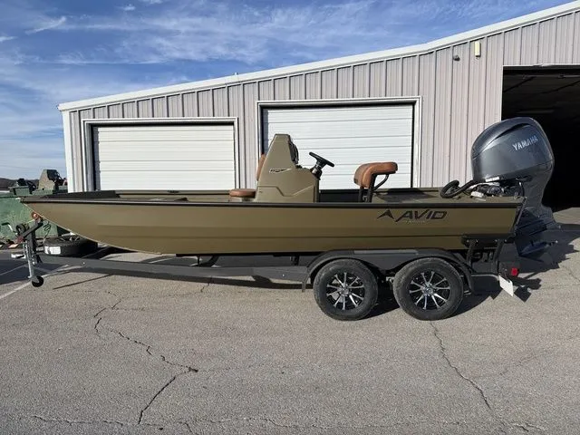 The Image of Avid 20 Rogue CC 2026 - 1