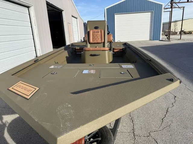 Slide: The Image of Avid 20 Rogue CC 2026 - 5