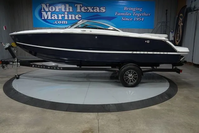 The Image of Four Winns H1 Freedom 2026 - 1