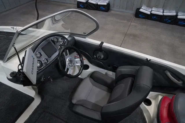 Slide: The Image of Ranger 180 Vs Reata 2009 - 15