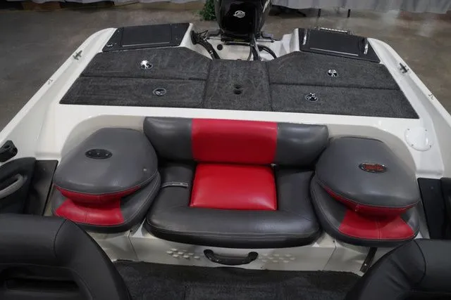 Slide: The Image of Ranger 180 Vs Reata 2009 - 18