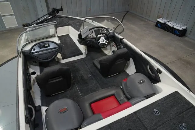 Slide: The Image of Ranger 180 Vs Reata 2009 - 21