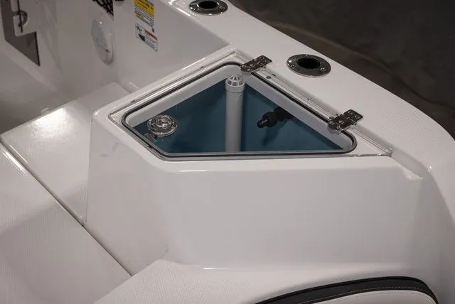 Slide: The Image of Yamaha 222 FSH Sport 2026 - 17