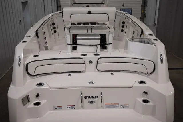 Slide: The Image of Yamaha 222 FSH Sport 2026 - 5