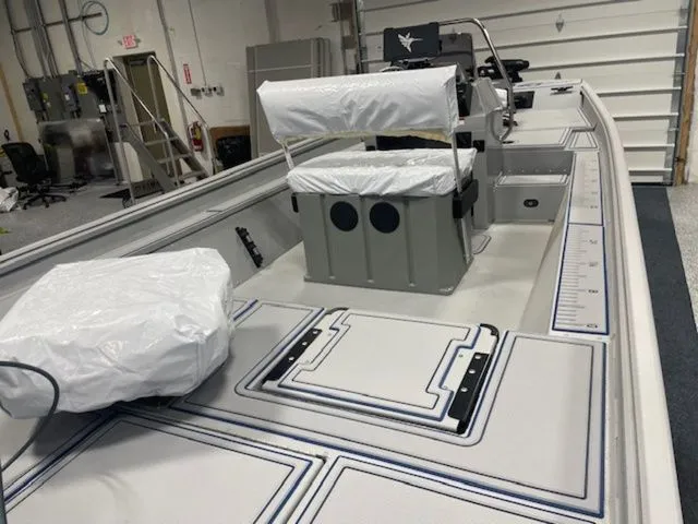 Slide: The Image of G3 Gator Tough 18 CCJ DLX 2026 - 11