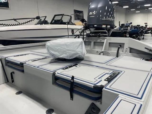 Slide: The Image of G3 Gator Tough 18 CCJ DLX 2026 - 4