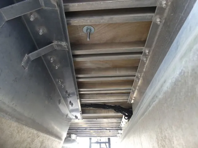 Slide: The Image of Massimo P24 Limited Max 2023 - 6