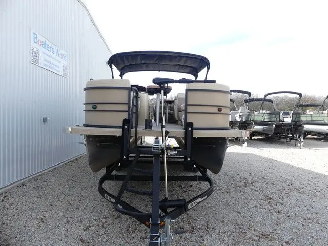 Slide: The Image of Massimo P24 Limited Max 2023 - 9