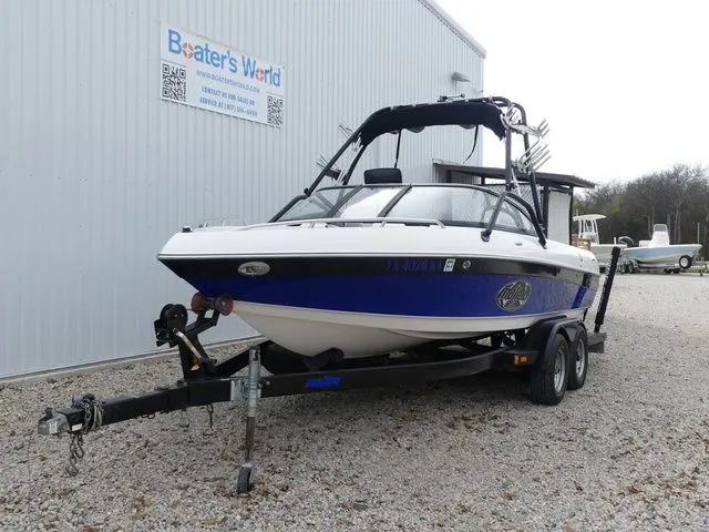 Slide: The Image of Malibu Wakesetter XTi 2004 - 11