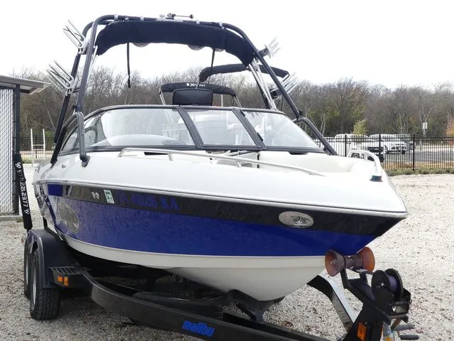 Slide: The Image of Malibu Wakesetter XTi 2004 - 9