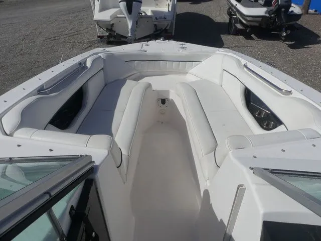 Slide: The Image of Regal 2520 FasDeck 2009 - 11