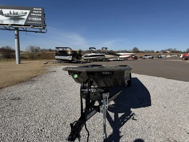 Slide: The Image of War Eagle 754LDV Sportsman 2026 - 3