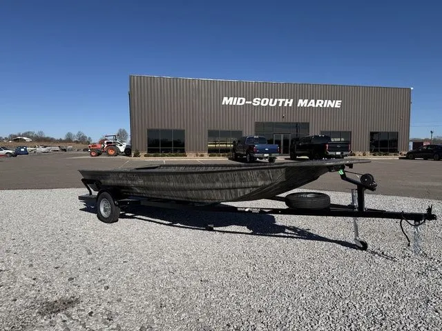 Slide: The Image of War Eagle 754LDV Sportsman 2026 - 4