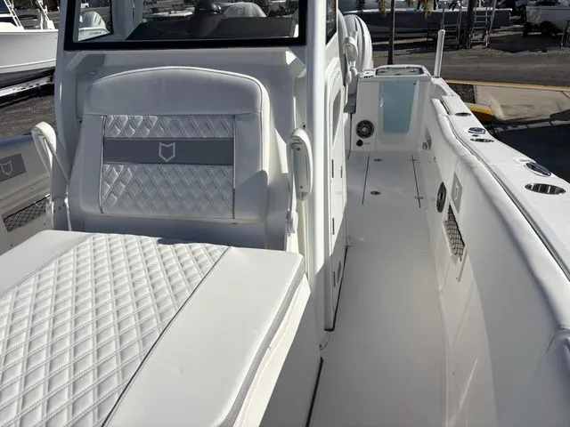Slide: The Image of Sea Fox 268 Commander 2026 - 18