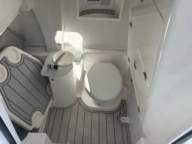 Slide: The Image of Sea Fox 268 Commander 2026 - 24