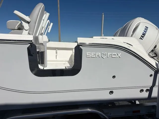Slide: The Image of Sea Fox 268 Commander 2026 - 23