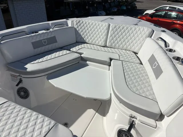 Slide: The Image of Sea Fox 268 Commander 2026 - 22
