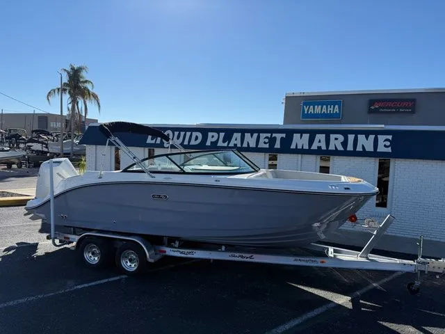 The Image of Sea Ray SDX 230 OB 2026 - 1