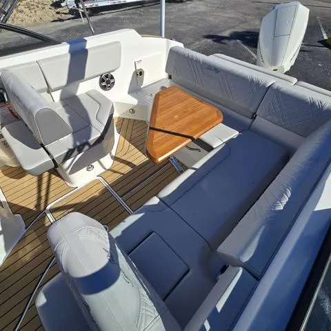 Slide: The Image of Sea Ray SDX 230 OB 2026 - 23