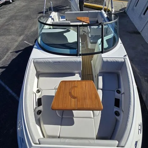 Slide: The Image of Sea Ray SDX 230 OB 2026 - 29