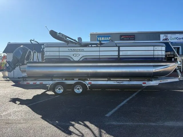 Slide: The Image of Veranda Vista Sport VS 22 RC 2026 - 3