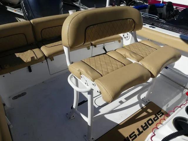 Slide: The Image of Sportsman Heritage 231 Center Console 2021 - 11