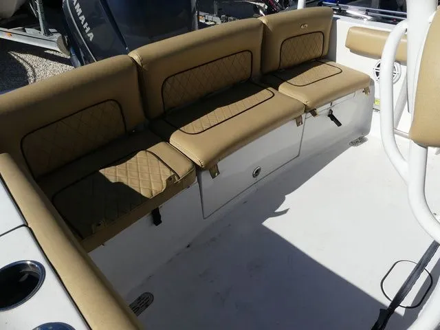 Slide: The Image of Sportsman Heritage 231 Center Console 2021 - 12
