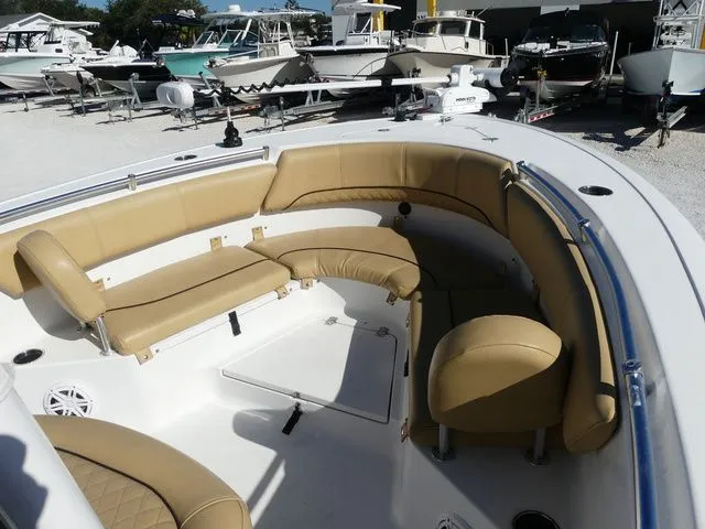 Slide: The Image of Sportsman Heritage 231 Center Console 2021 - 13