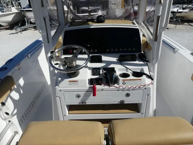 Slide: The Image of Sportsman Heritage 231 Center Console 2021 - 9