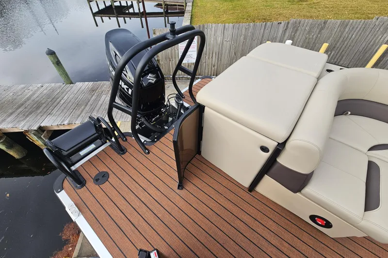 Slide: The Image of 2026 Bentley Pontoons Legacy 243 Cruise with sleek deck and comfortable seating. - 20