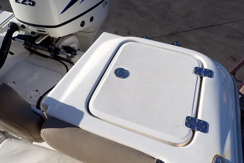 Slide: The Image of 2015 Pioneer 222 Venture boat with Seastar steering and engine compartment. - 22