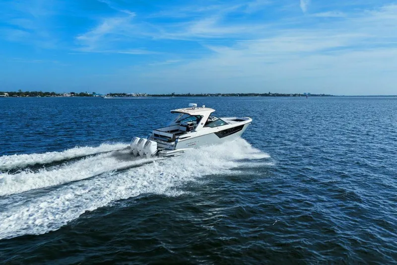 Slide: The Image of 2023 Monterey 385 SS - Profile - 49