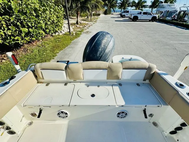 Slide: The Image of NauticStar 2102 Legacy 2015 - 4